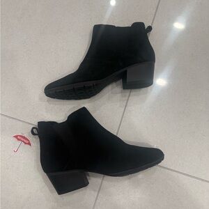 Blondo Elegant Black Ankle Boots